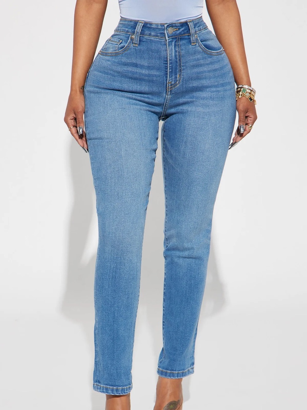 NWT Fashion Nova Clara Super Stretch Sculpting Mom Jeans Medium Wash | Size 9